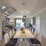 Complex Of 2 Iii With 2 Private Pools For Up To 16 Persons In Porec Near The Aquapark Villa *