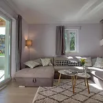 Villa Complex Of 2 Iii With 2 Private Pools For Up To 16 Persons In Porec Near The Aquapark *