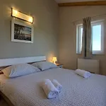 Complex Of 2 Iii With 2 Private Pools For Up To 16 Persons In Porec Near The Aquapark